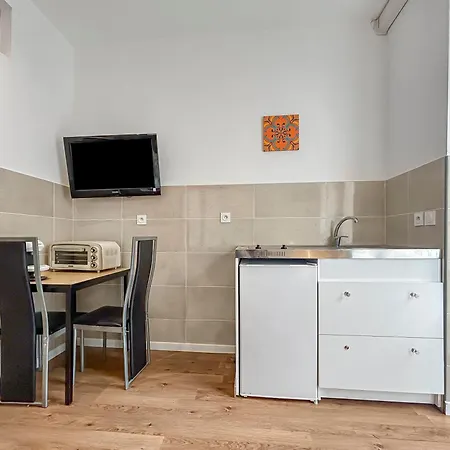 דירה Lumineux Avec Clim Et Tv Ideal Pour Couples *