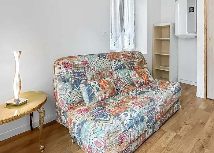 Lumineux Avec Clim Et Tv Ideal Pour Couples